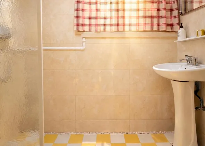 アパート Spacious 2br For 5 Near Sillim Pink & Cozy